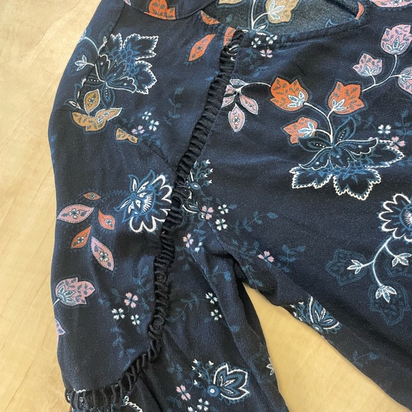 Maurices Black Floral Long Sleeve Blouse with Neck Cutout - Size L - Picture 8 of 14